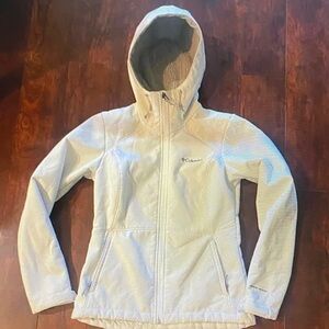 Columbia Women's White Hooded Softshell Ski Jacket